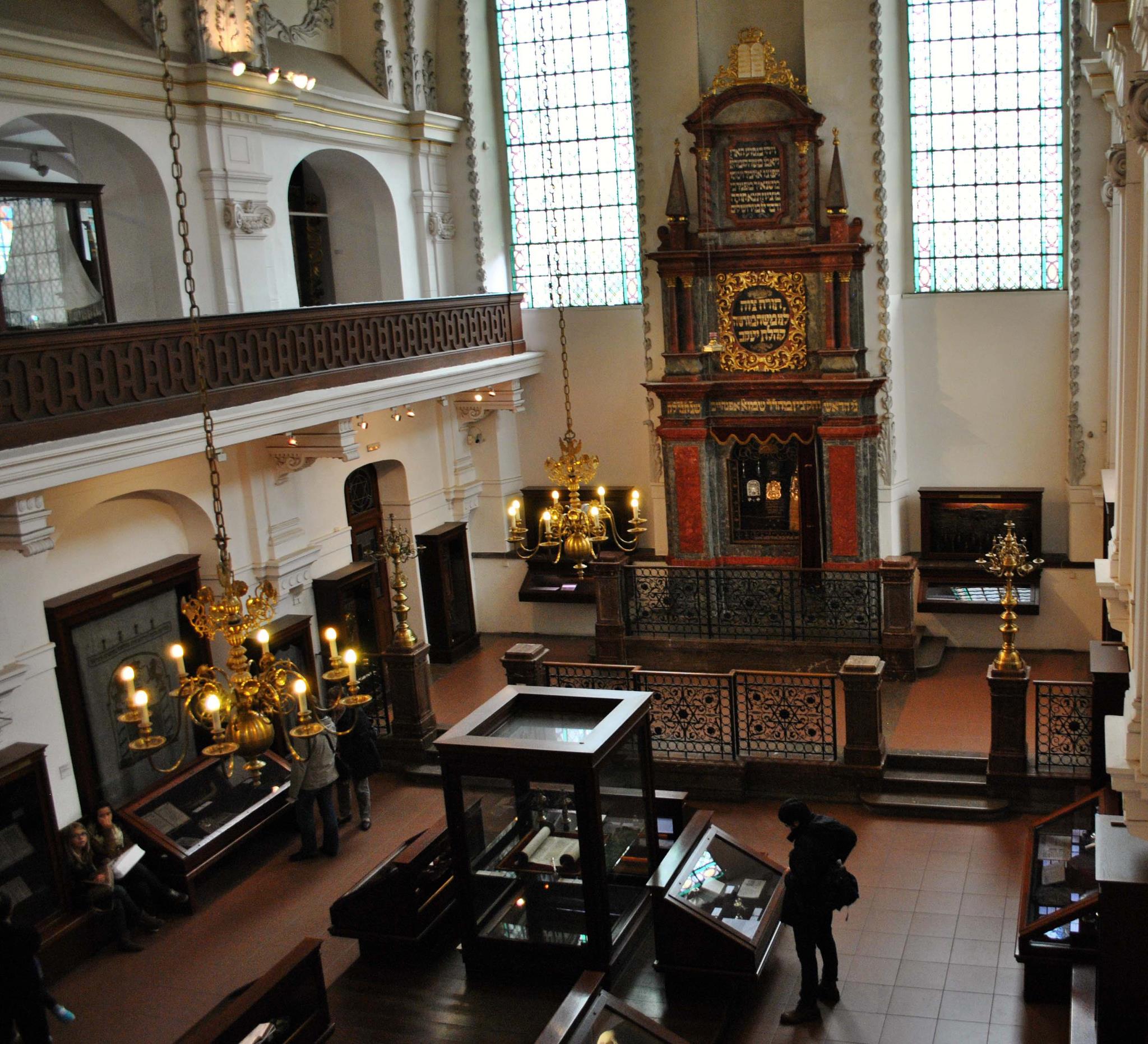 прага староновая синагога